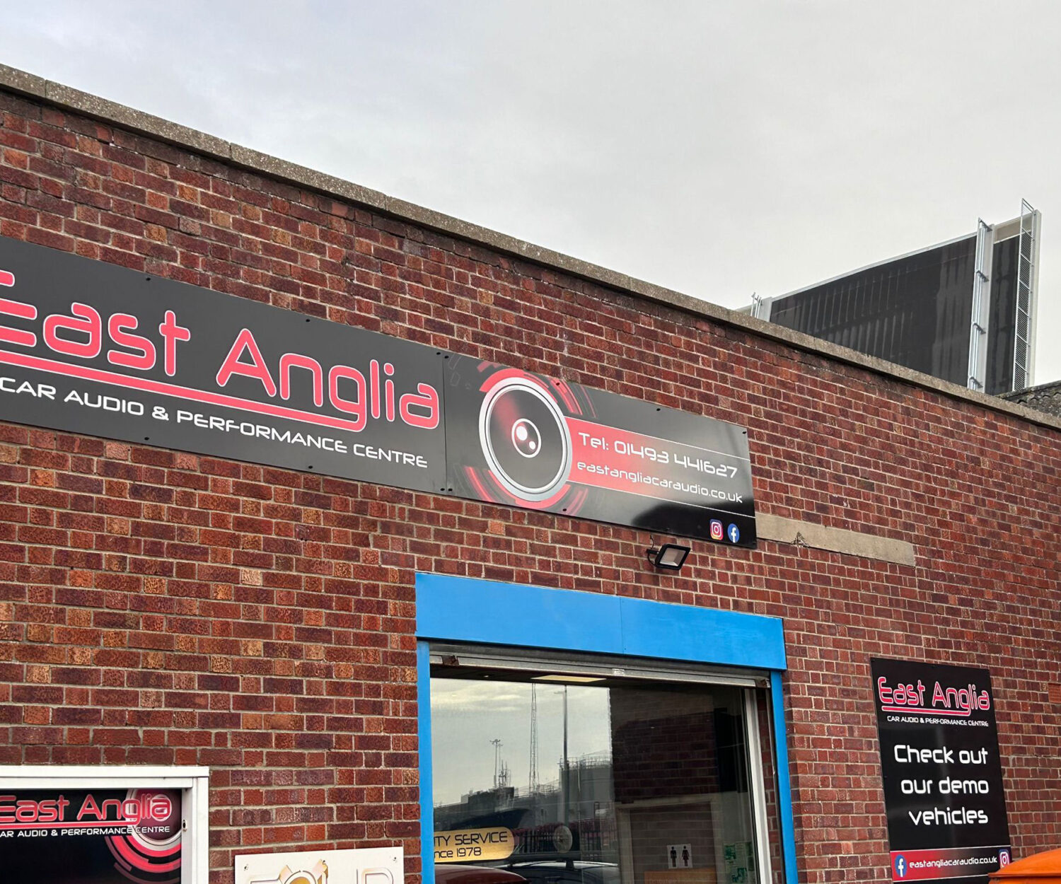 commercial-signs-lowestoft-unit