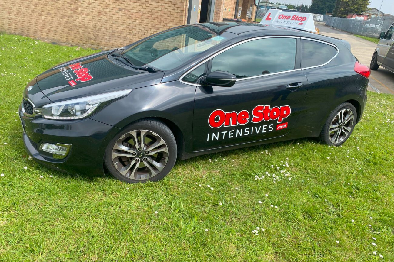 driving-instructor--car-sign-writing
