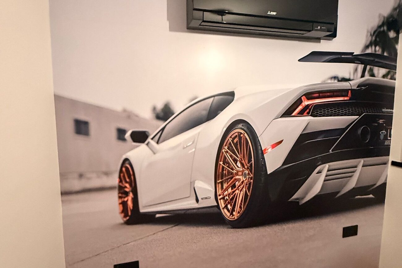 lamboghini-wall-mural