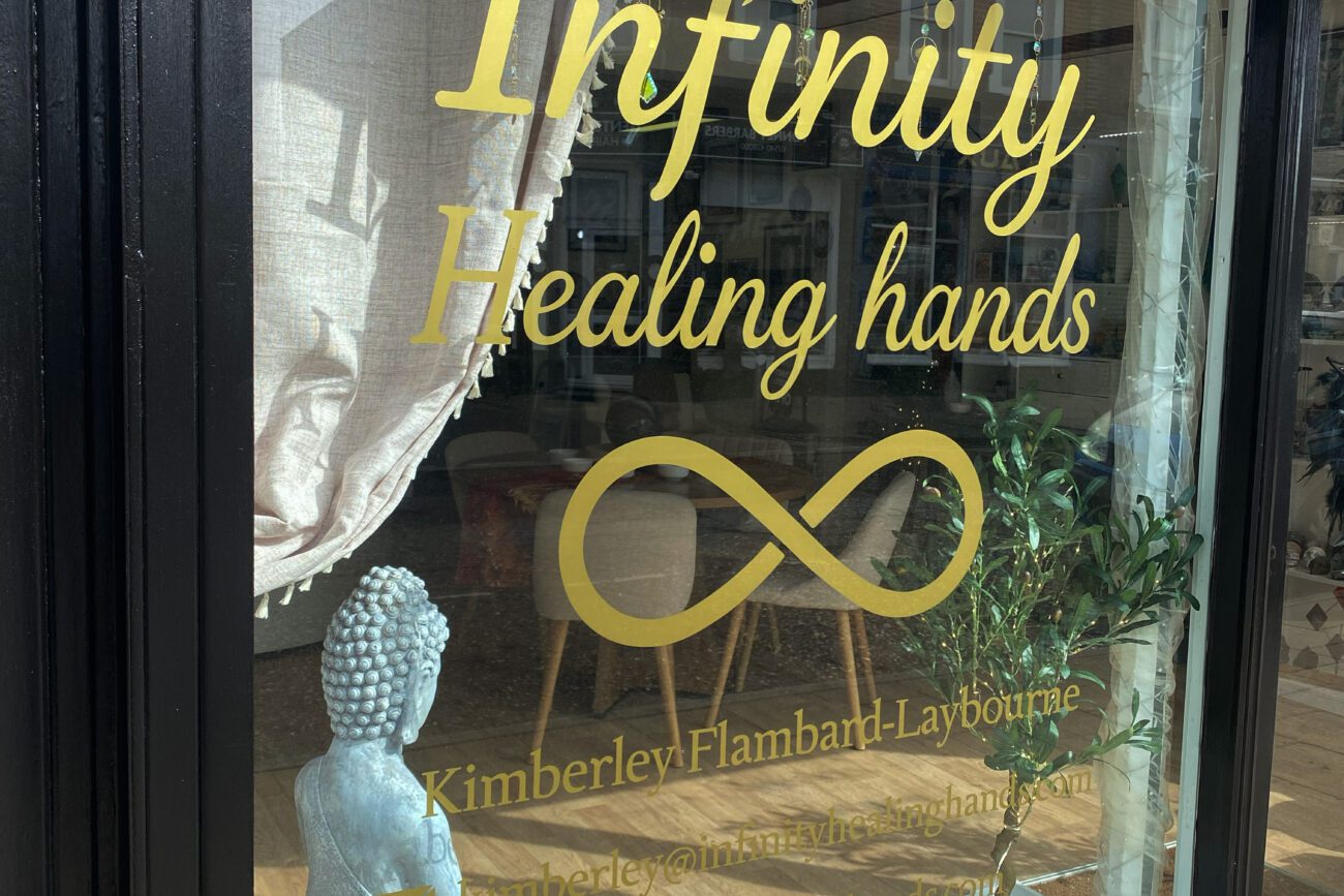 lowestoft-window-graphics