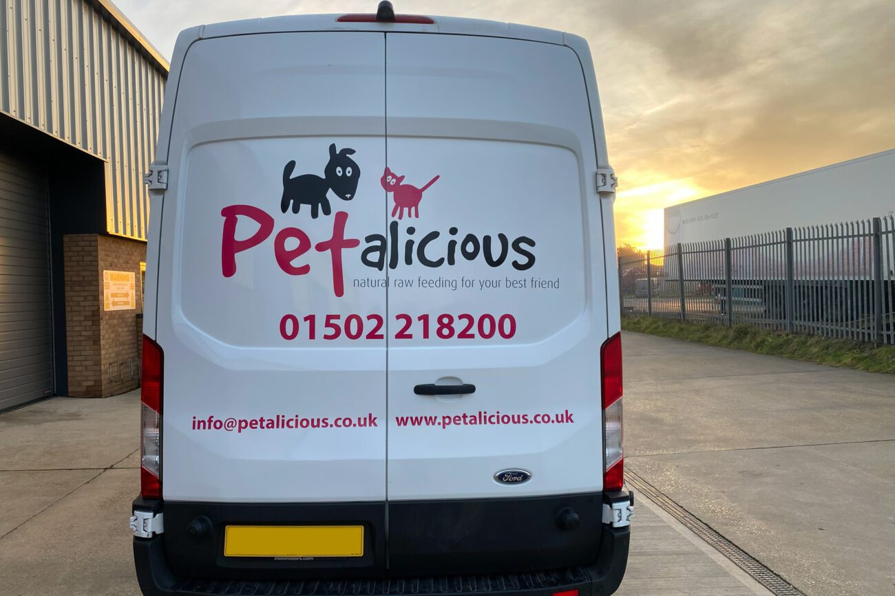 new-large-van-sign-writing-lowestoft