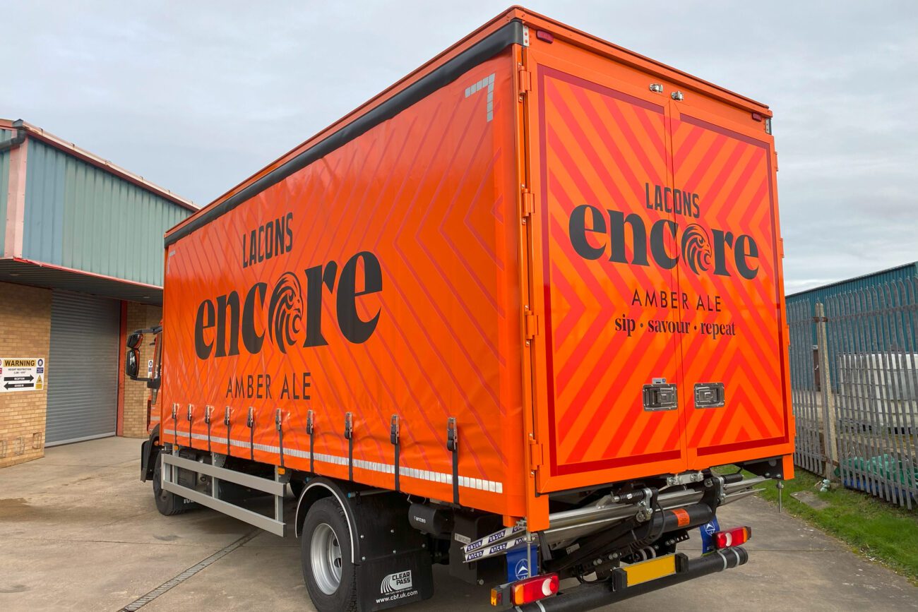 lacons-brewery-lorry-signs