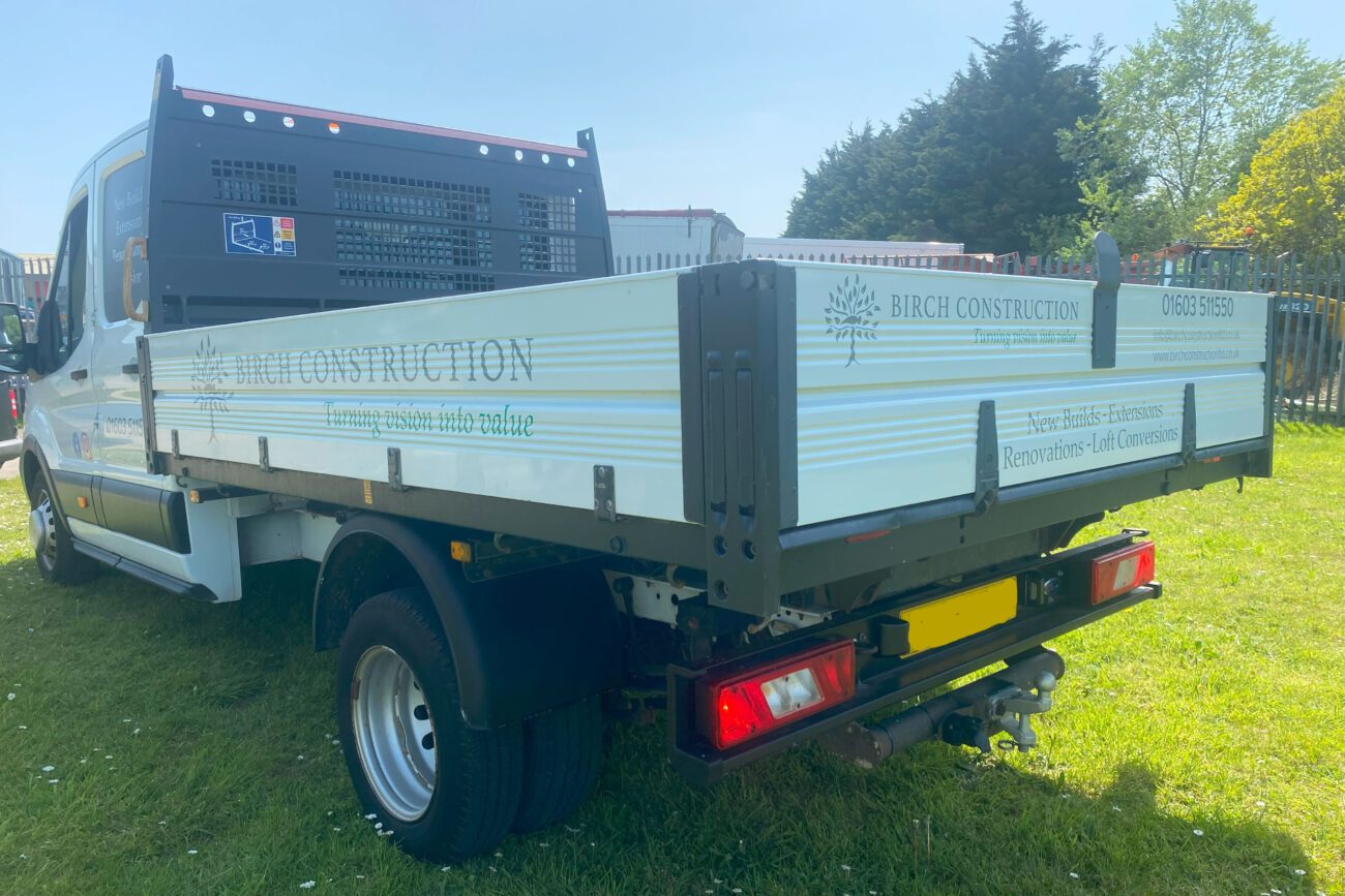 transit-flatbed-sign-writing