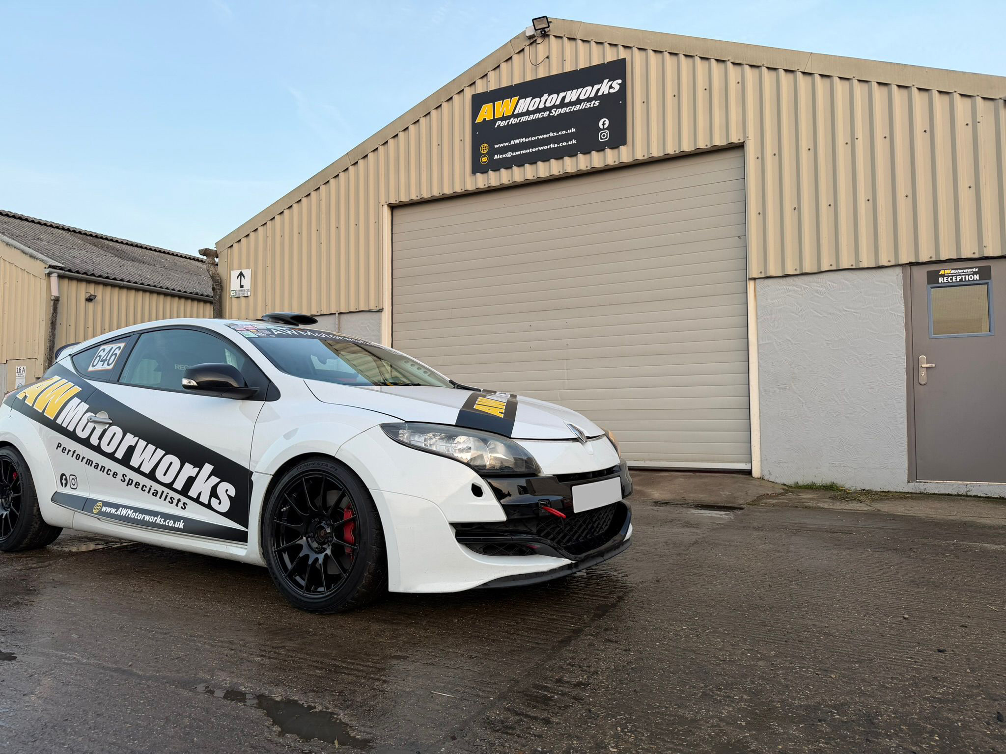 industrial-warehouse-signage-suffolk